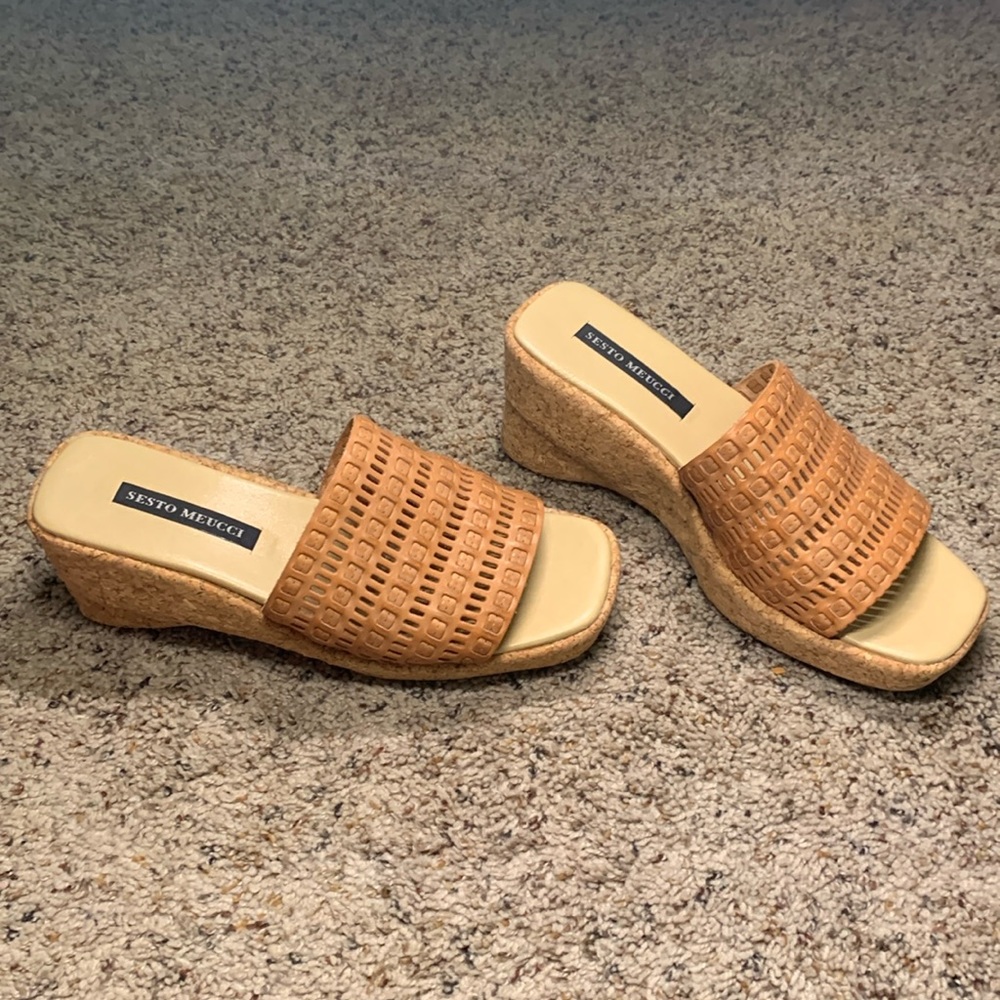 Sesto Meucci Tan Sandal Cork Platform Wedge Heel 7.5M